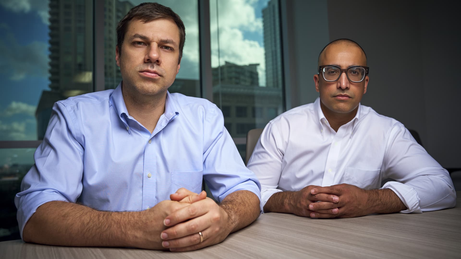 Activist Investor HoldCo Sets Its Sights on America’s Struggling Banks – Mirror Brief