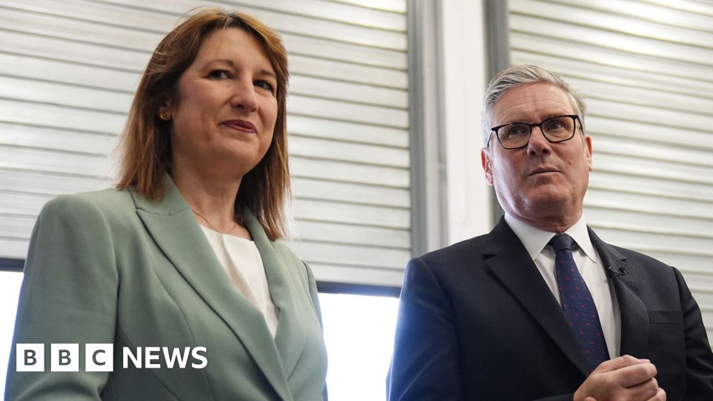 Letting Agent Expresses Regret Over Rental License Oversight for Reeves – Mirror Brief